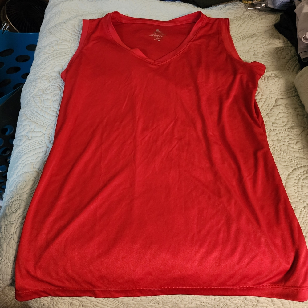 Sleeveless V-Neck Tank Top in Bright Red
